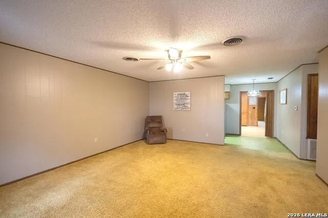 105 S Sayers Devine, TX 78016