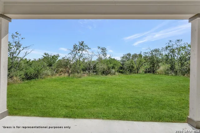 104 Greeley Drive Floresville, TX 78114