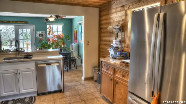 22 George Hoover Leakey, TX 78873