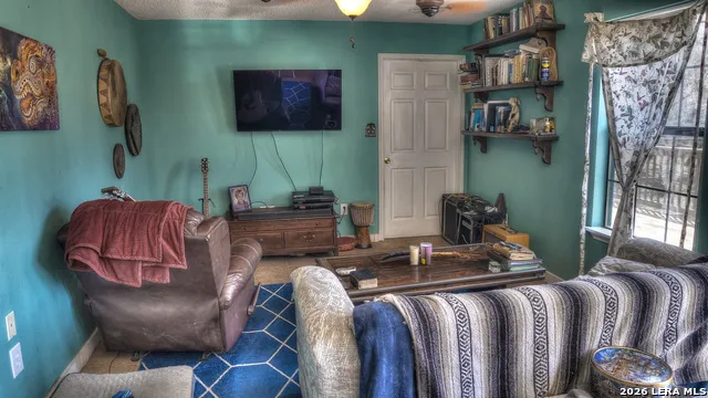 22 George Hoover Leakey, TX 78873