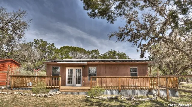 22 George Hoover Leakey, TX 78873