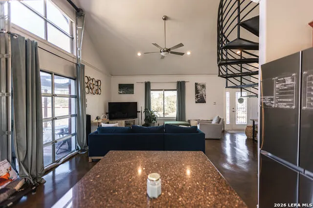 6147 Pfeil Schertz, TX 78154