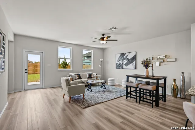 409 Jills Path Seguin, TX 78155