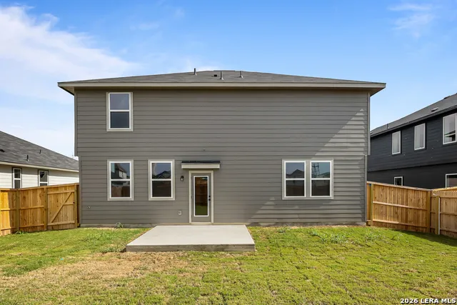 409 Jills Path Seguin, TX 78155