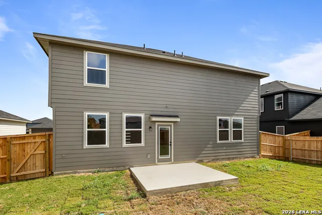 409 Jills Path Seguin, TX 78155