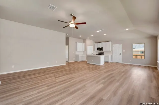 1013 Eagle Crossing Seguin, TX 78155