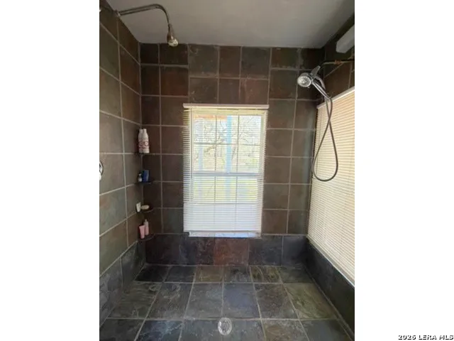 1723 Medina Circle San Antonio, TX 78264
