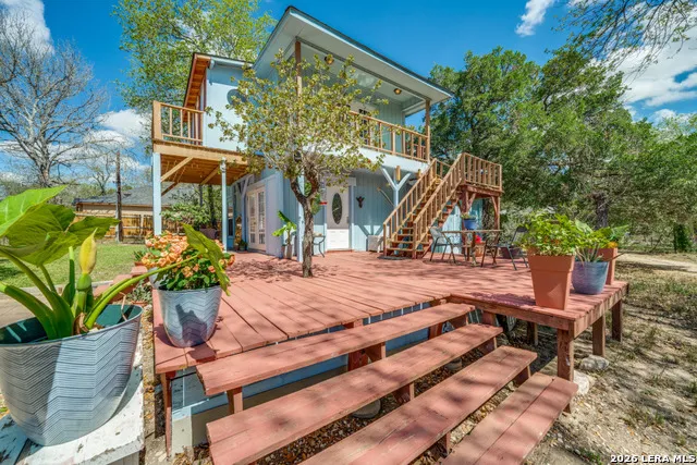 1723 Medina Circle San Antonio, TX 78264