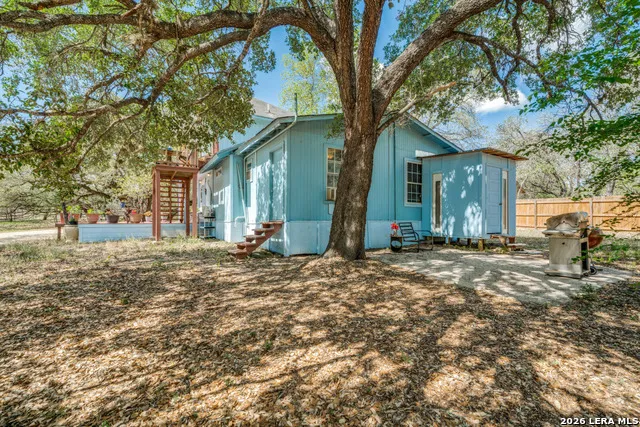 1723 Medina Circle San Antonio, TX 78264