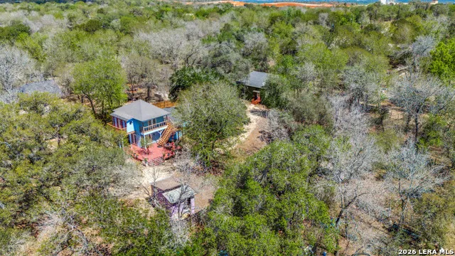 1723 Medina Circle San Antonio, TX 78264
