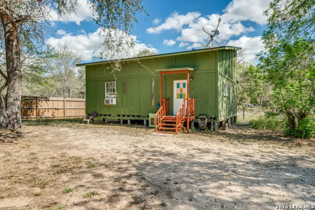 1723 Medina Circle San Antonio, TX 78264