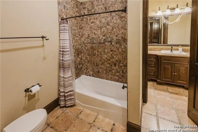 1024 spanish New Braunfels, TX 78132