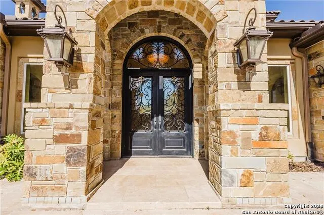 1024 spanish New Braunfels, TX 78132