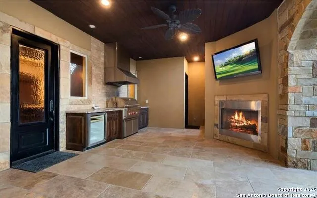 1024 spanish New Braunfels, TX 78132