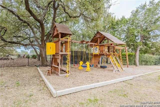 1024 spanish New Braunfels, TX 78132