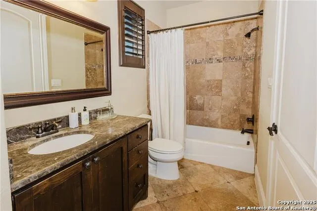 1024 spanish New Braunfels, TX 78132