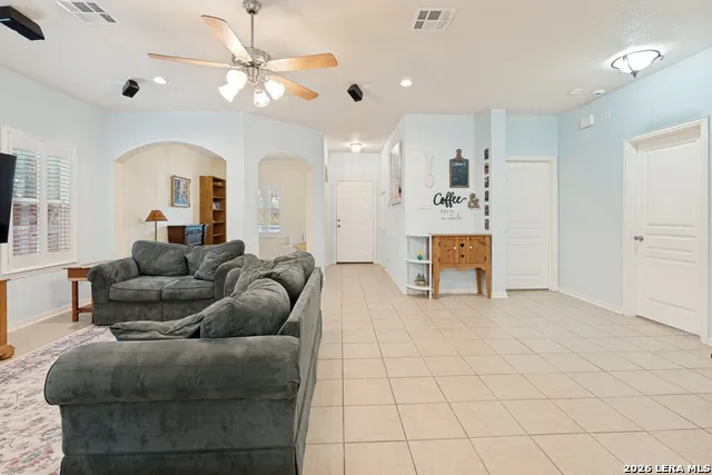 422 Weatherby Dr Spring Branch, TX 78070