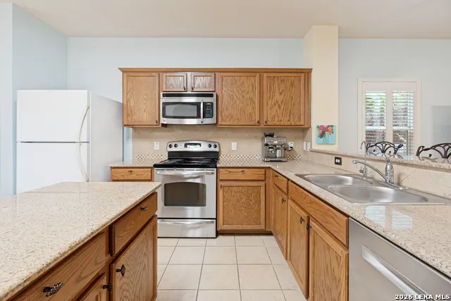 422 Weatherby Dr Spring Branch, TX 78070