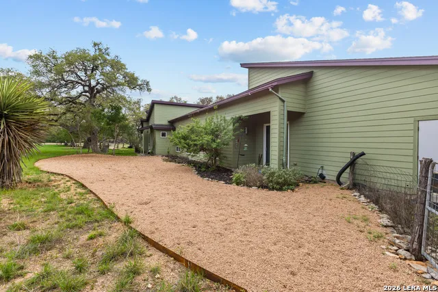 1280 stoney ridge Bulverde, TX 78163