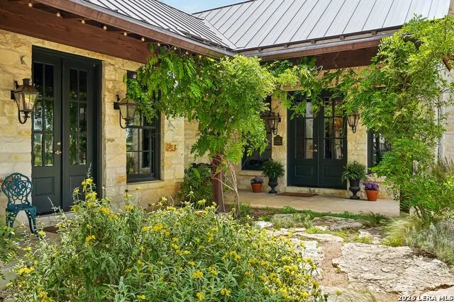 162 Flowering Sage Lane Fredericksburg, TX 78624