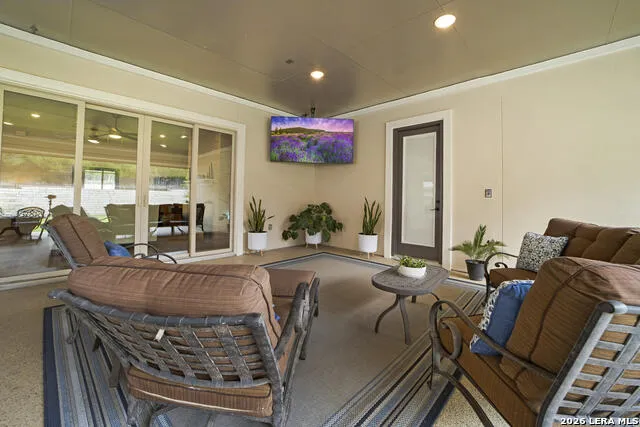 326 Singing Sumac San Marcos, TX 78666
