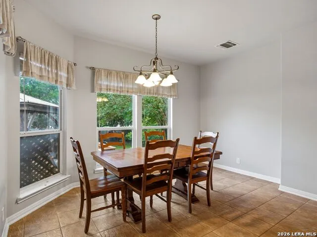 9406 Potters Point Helotes, TX 78023