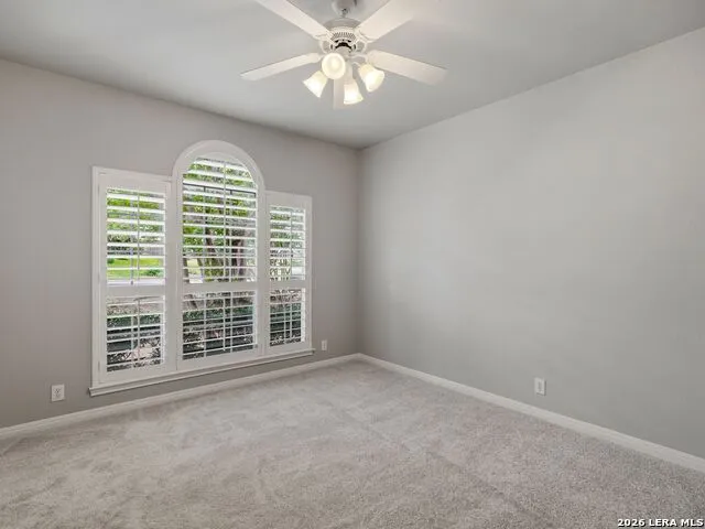 9406 Potters Point Helotes, TX 78023
