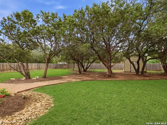 9406 Potters Point Helotes, TX 78023