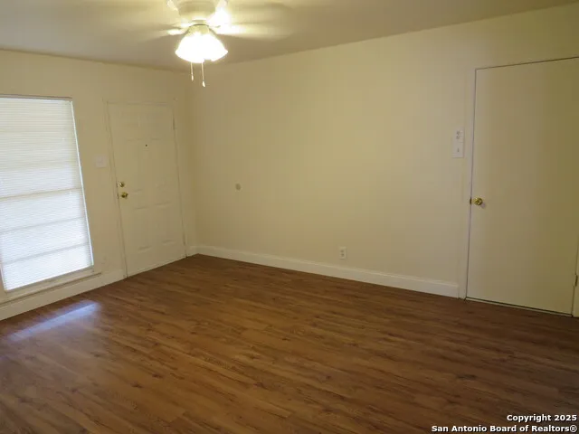 419 Anton Dr San Antonio, TX 78223