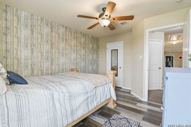 10232 COLONEL RDG Schertz, TX 78154