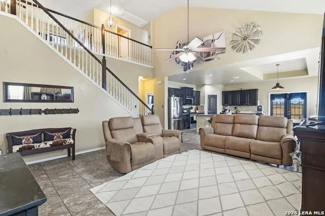 10232 COLONEL RDG Schertz, TX 78154