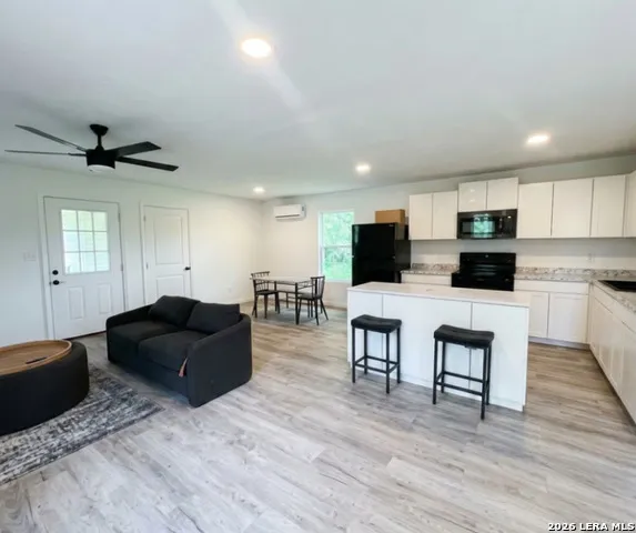 209 Burke St Beeville, TX 78102
