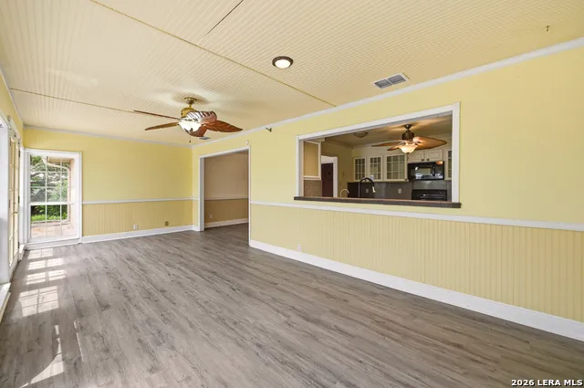 1320 CONTINENTAL DR Pleasanton, TX 78064