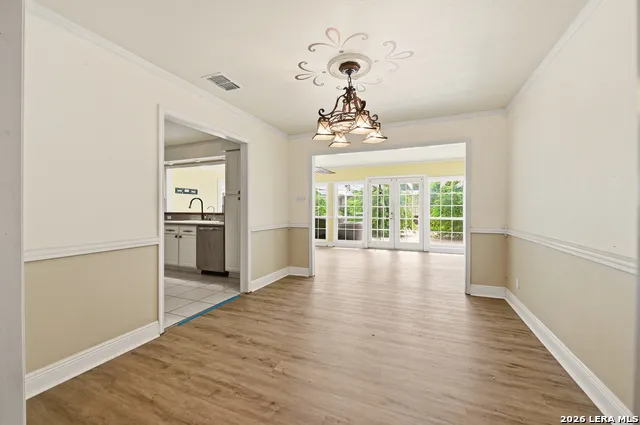 1320 CONTINENTAL DR Pleasanton, TX 78064