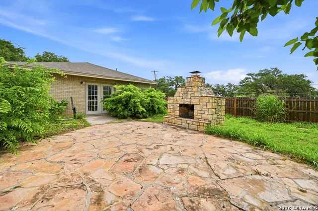 1320 CONTINENTAL DR Pleasanton, TX 78064