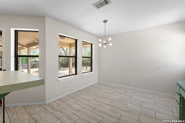 111 CLYDESDALE DR San Marcos, TX 78666