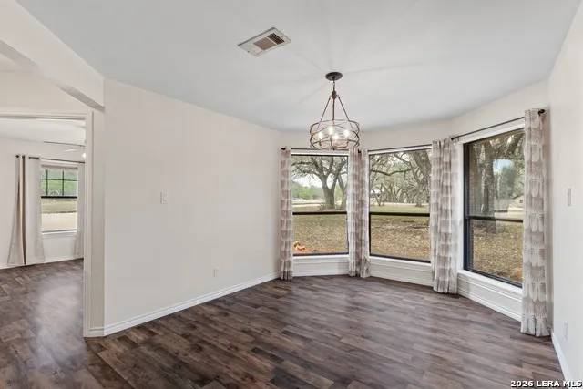 111 CLYDESDALE DR San Marcos, TX 78666