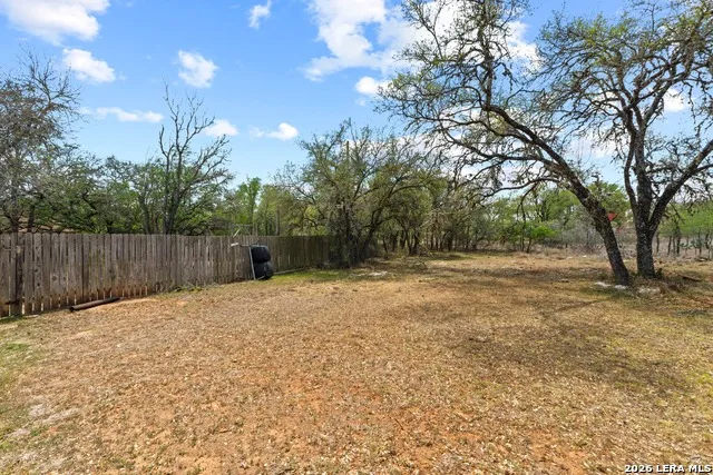 111 CLYDESDALE DR San Marcos, TX 78666