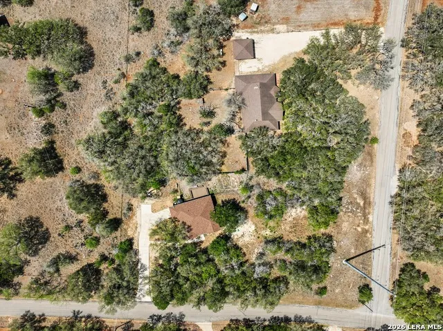 111 CLYDESDALE DR San Marcos, TX 78666