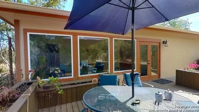 111 CLYDESDALE DR San Marcos, TX 78666