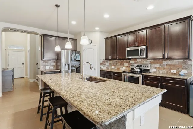 256 Albarella Cibolo, TX 78108