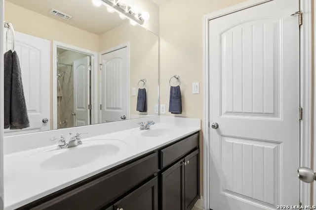 256 Albarella Cibolo, TX 78108