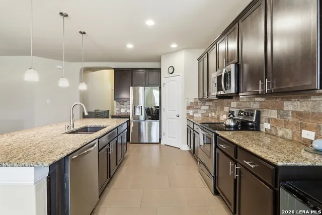 256 Albarella Cibolo, TX 78108