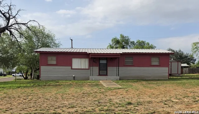 508 Nueces Cotulla, TX 78014
