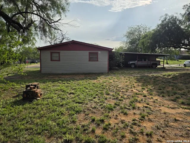 508 Nueces Cotulla, TX 78014