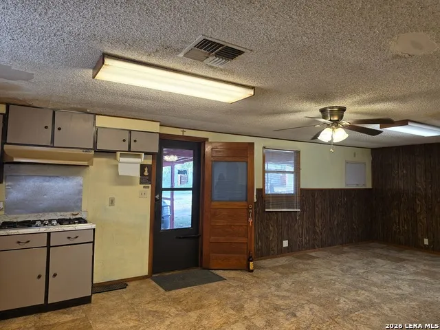508 Nueces Cotulla, TX 78014
