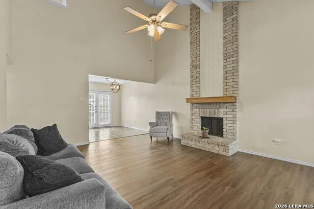 702 GARDEN MEADOW DR Universal City, TX 78148