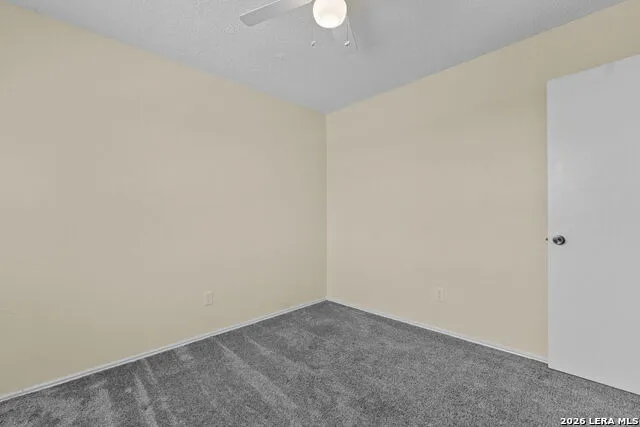 702 GARDEN MEADOW DR Universal City, TX 78148