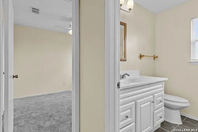702 GARDEN MEADOW DR Universal City, TX 78148