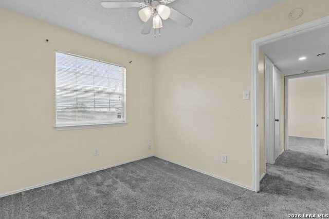 702 GARDEN MEADOW DR Universal City, TX 78148